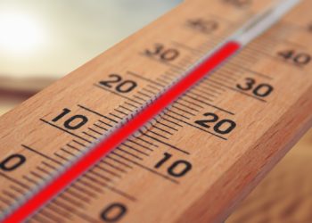 Wenn es in der Wohnung zu heiß wird, dann wäre eine Klimaanlage hilfreich. (Foto: Gerd Altmann, Pixabay, license free).