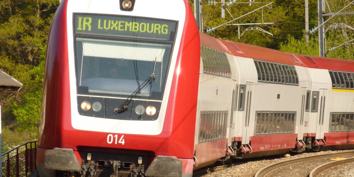 Luxemburg macht es vor: Im Nahverkehr fährt man im Großherzogtum ab März 2020 komplett kostenlos. (Foto: Peter van de Ven, Pixabay)