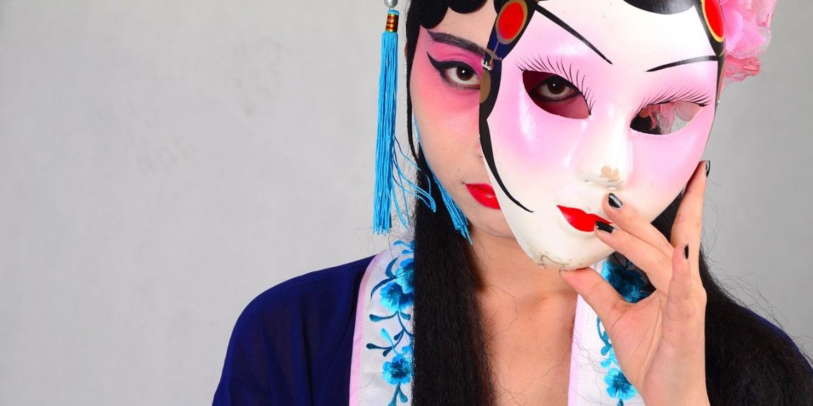 Spielt China ein doppeltes Spiel: Hier eine Maskerade im Rahmen der berühmten "Beijing Opera".